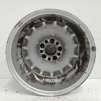Recambio de llanta para mercedes-benz clase e (w124) berlina 2.5 diesel referencia OEM IAM 1244001802 6,5X15H2 ET46 5H 5X115