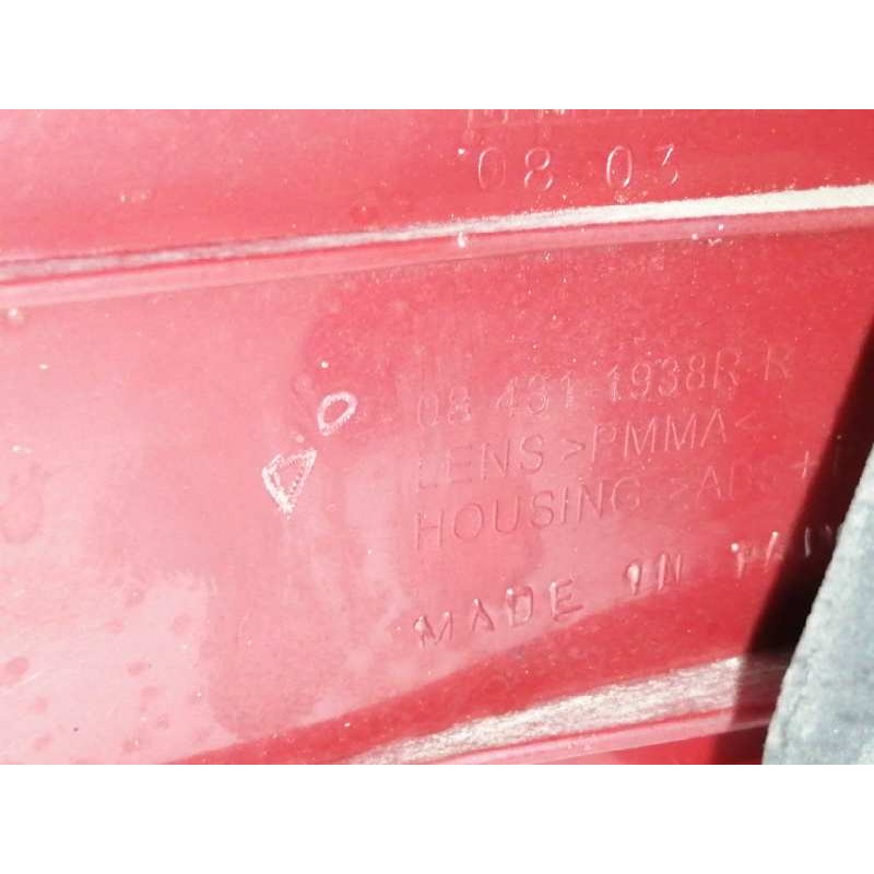 PILOTO TRASERO DERECHO