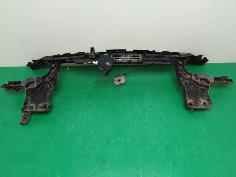 Recambio de panel frontal para renault megane ii berlina 5p 1.5 dci diesel cat referencia OEM IAM 8200137494  