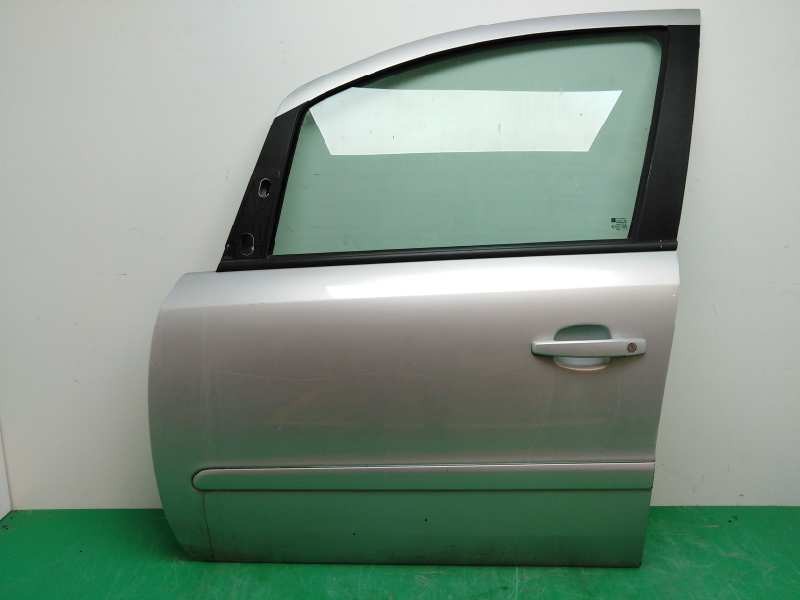 Recambio de puerta delantera izquierda para opel zafira b 1.9 cdti referencia OEM IAM 13203013  