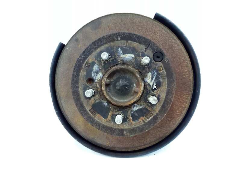 Recambio de mangueta trasera derecha para kia carens (un) active referencia OEM IAM 527201D010 582701D000 