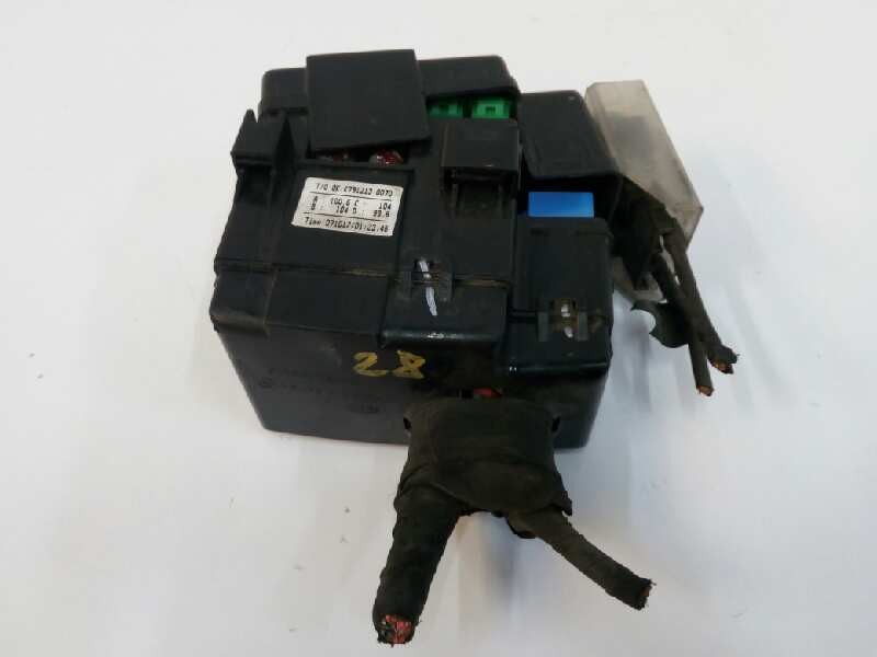 Recambio de caja reles / fusibles para kia carens (un) active referencia OEM IAM K7912130070  