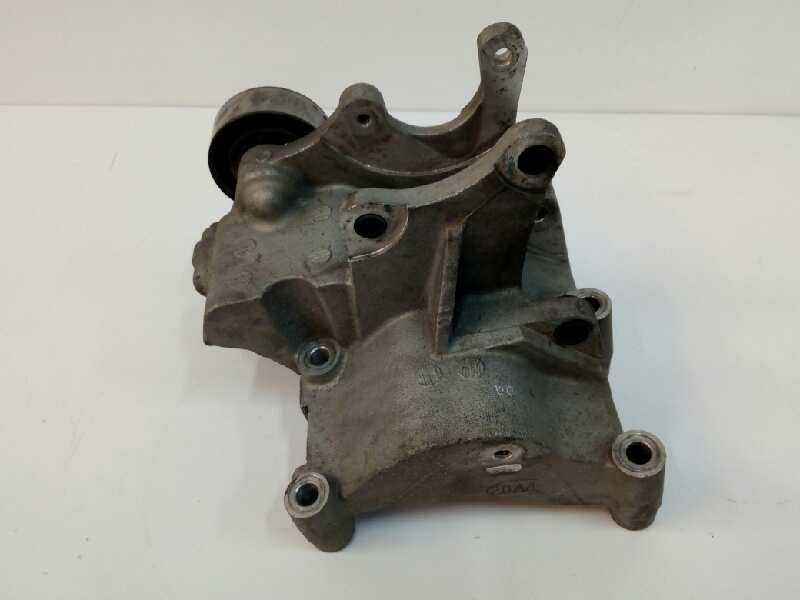 Recambio de soporte alternador para kia carens (un) active referencia OEM IAM   