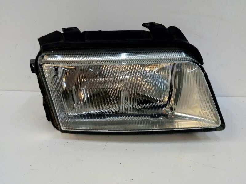 Recambio de faro derecho para audi a4 berlina (b5) 1.9 tdi referencia OEM IAM 8D0941030  