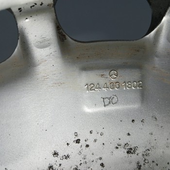 Recambio de llanta para mercedes-benz clase e (w124) berlina 2.5 diesel referencia OEM IAM 1244001802 6,5X15H2 ET46 5H 5X115