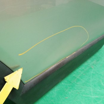 Recambio de puerta trasera derecha para chevrolet captiva 2.0 diesel cat referencia OEM IAM 94543753 OBSERVAR FOTOS 