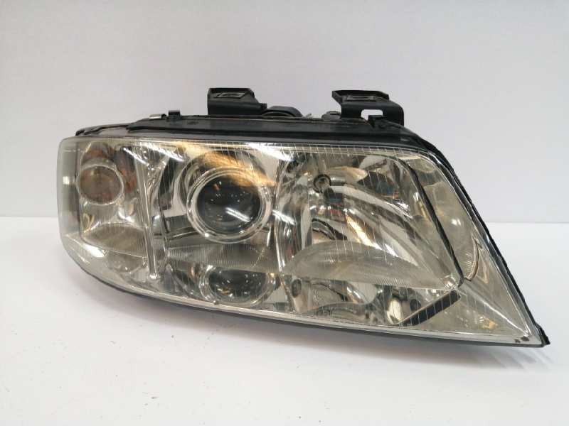 Recambio de faro derecho para audi a6 berlina (4b2) 2.5 tdi quattro referencia OEM IAM  XENON SIN CENTRALITA 