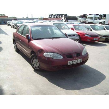 hyundai lantra berlina (rd) del año 2000