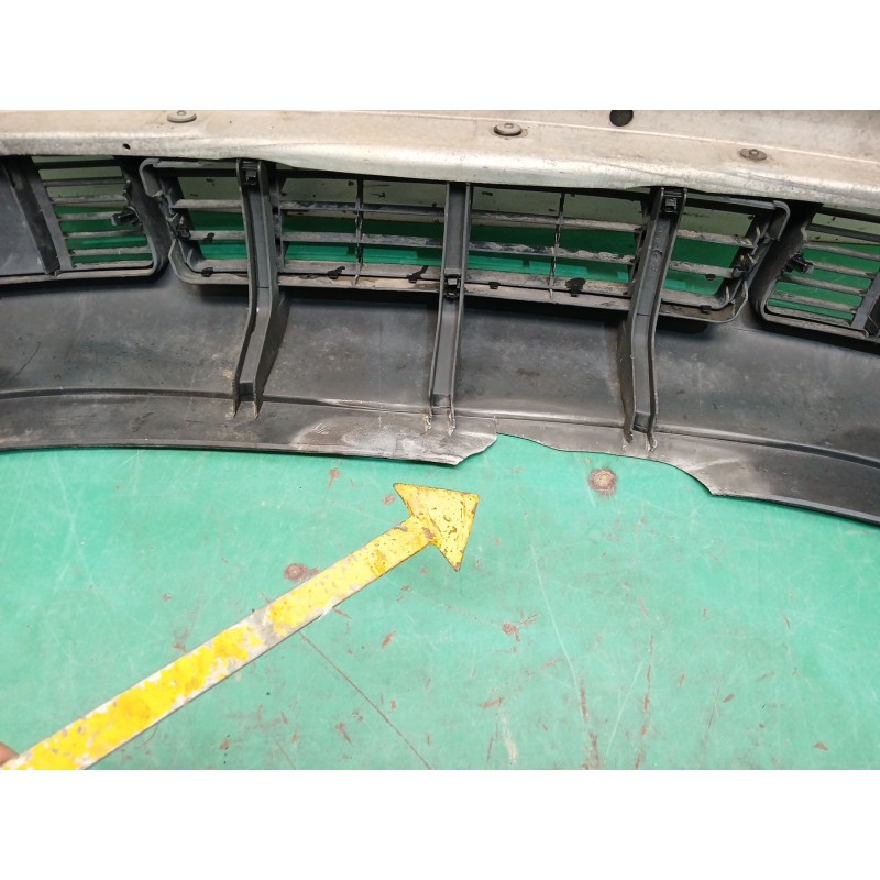 PARAGOLPES DELANTERO