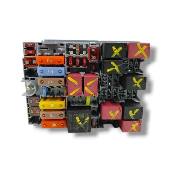 Recambio de caja reles / fusibles para fiat 500 x (334) 1.6 16v cat referencia OEM IAM 51987784  