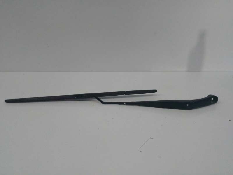Recambio de brazo limpia delantero izquierdo para kia rio 1.1 crdi cat referencia OEM IAM Recambio de brazo limpia delantero izquierdo para kia rio 1.1 crdi cat referencia OEM IAM