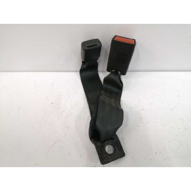 Recambio de enganche cinturon derecho para jeep compass 2.4 16v cat referencia OEM IAM 1GD221DVAA TRASERO 