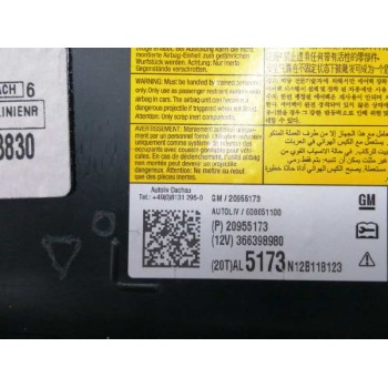 Recambio de salpicadero para opel insignia berlina 2.0 cdti cat referencia OEM IAM 20953073 13270401 20955173