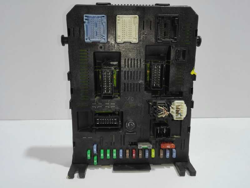 Recambio de caja reles / fusibles para peugeot 307 break/sw (s2) 1.6 hdi referencia OEM IAM 9663510180 281189022A 