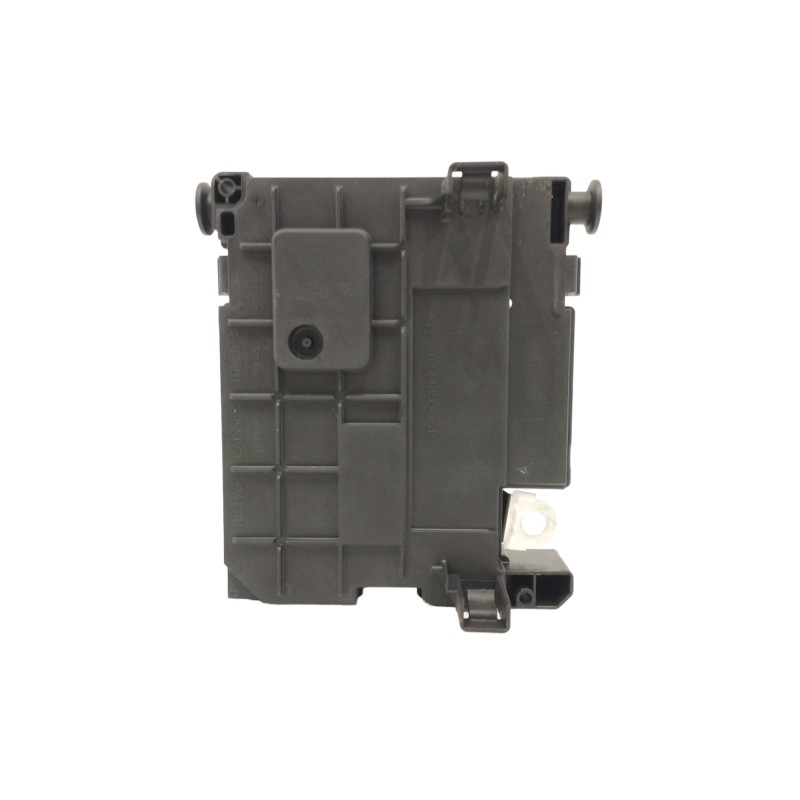 CAJA RELES / FUSIBLES