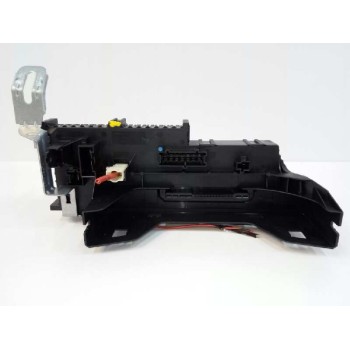 Recambio de caja reles / fusibles para mercedes-benz clase c (w204) berlina 3.0 cdi cat referencia OEM IAM 017187811  