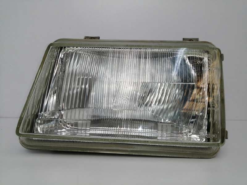 Recambio de faro izquierdo para seat ibiza glx referencia OEM IAM 67620079  