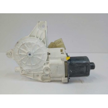 MOTOR ELEVALUNAS DELANTERO IZQUIERDO A2048200142 0130822441 