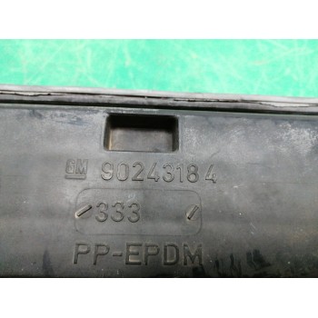 Recambio de paragolpes delantero para opel kadett e gsi berlina referencia OEM IAM 90243184 OBSERVAR FOTOS 