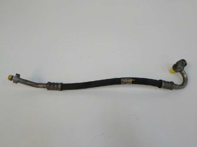 Recambio de tubos aire acondicionado para mercedes-benz clase c (w204) berlina 3.0 cdi cat referencia OEM IAM A2048300715  