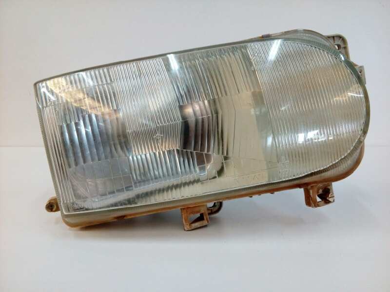 Recambio de faro derecho para nissan vanette cargo 2.3 diesel referencia OEM IAM   