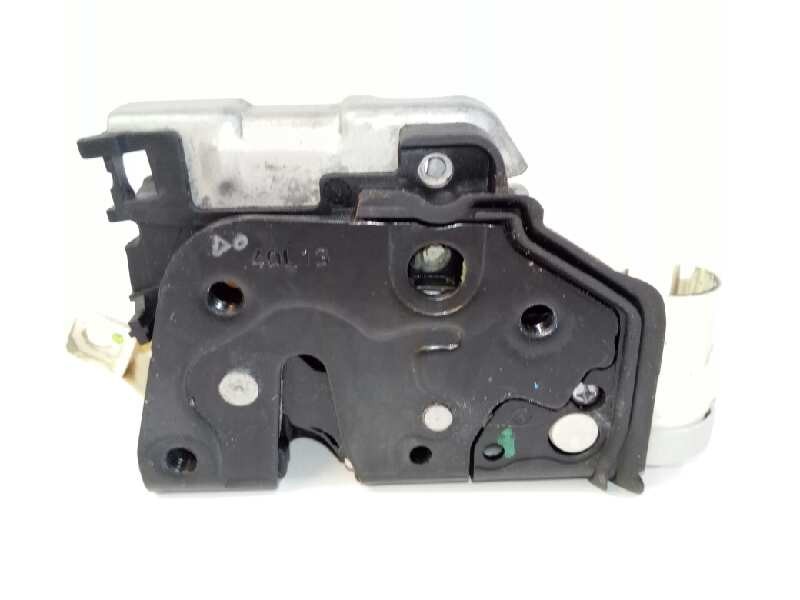 Recambio de cerradura puerta delantera izquierda para audi a3 sportback (8va) ambiente referencia OEM IAM 8X1837015  