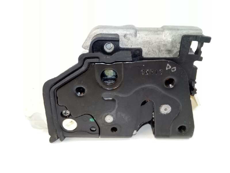 Recambio de cerradura puerta trasera derecha para audi a3 sportback (8va) ambiente referencia OEM IAM 4G0839016  