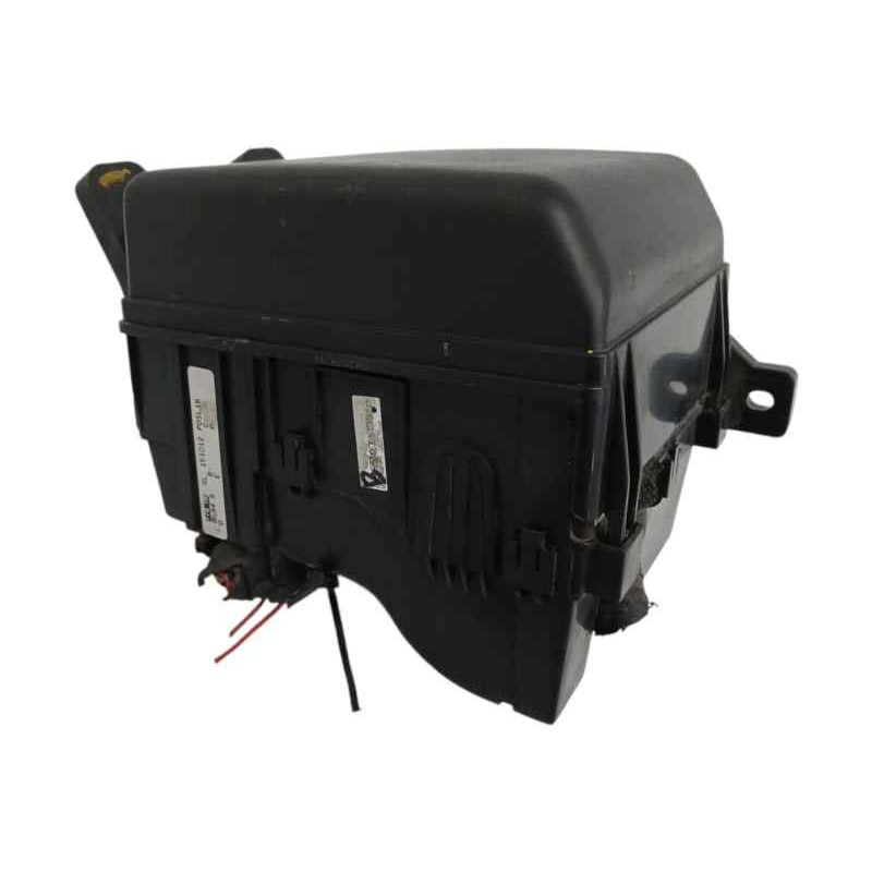 CAJA RELES / FUSIBLES