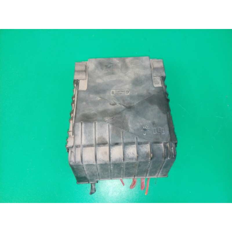 CAJA RELES / FUSIBLES