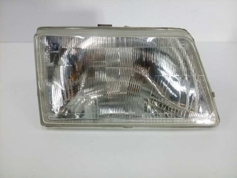 Recambio de faro derecho para peugeot 205 berlina 1.1 mito referencia OEM IAM   