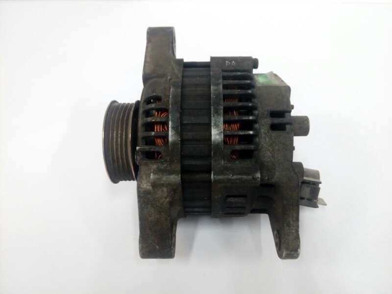 Recambio de alternador para nissan serena (c23m) 2.0 cat referencia OEM IAM 231000C800 90A 