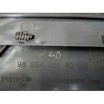 Recambio de tapa motor para peugeot 308 1.2 12v e-thp referencia OEM IAM 9825492380  