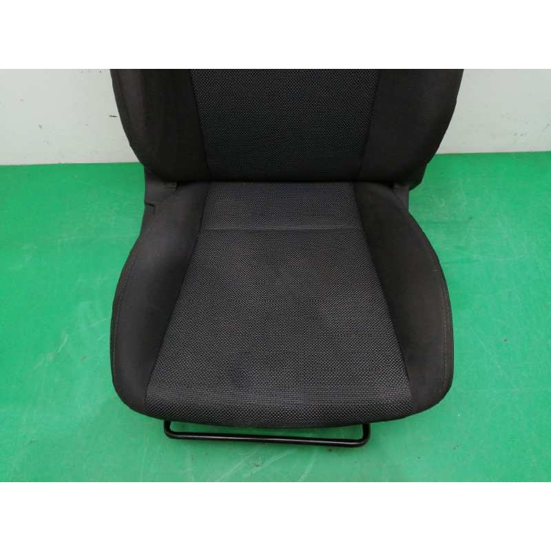ASIENTO DELANTERO DERECHO