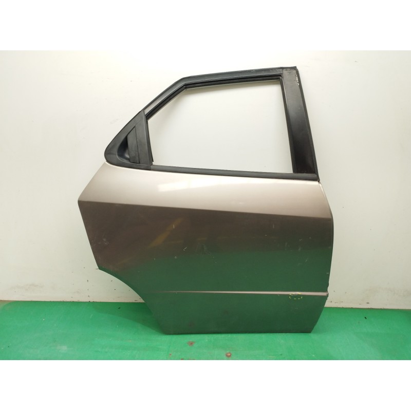Recambio de puerta trasera derecha para honda civic berlina 5 (fk) 2.2 ctdi referencia OEM IAM 67510SMGE00ZZ OBSERVAR FOTOS 