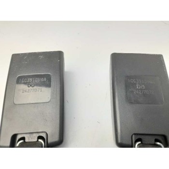 Recambio de enganche cinturon izquierdo para dodge caliber 2.0 16v crd cat referencia OEM IAM 1GC391DVAA TRASERO 