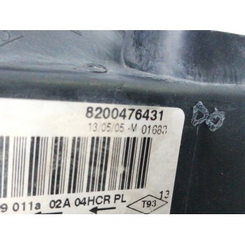 Recambio de faro derecho para renault megane ii berlina 3p 1.6 16v referencia OEM IAM 8200476431 PARA PULIR 