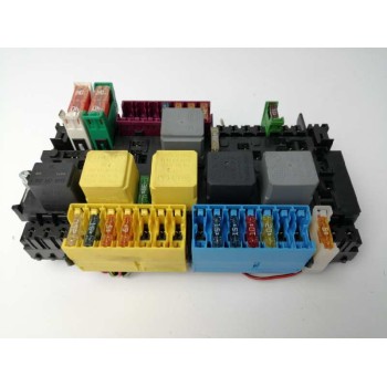 CAJA RELES / FUSIBLES A2469060093 