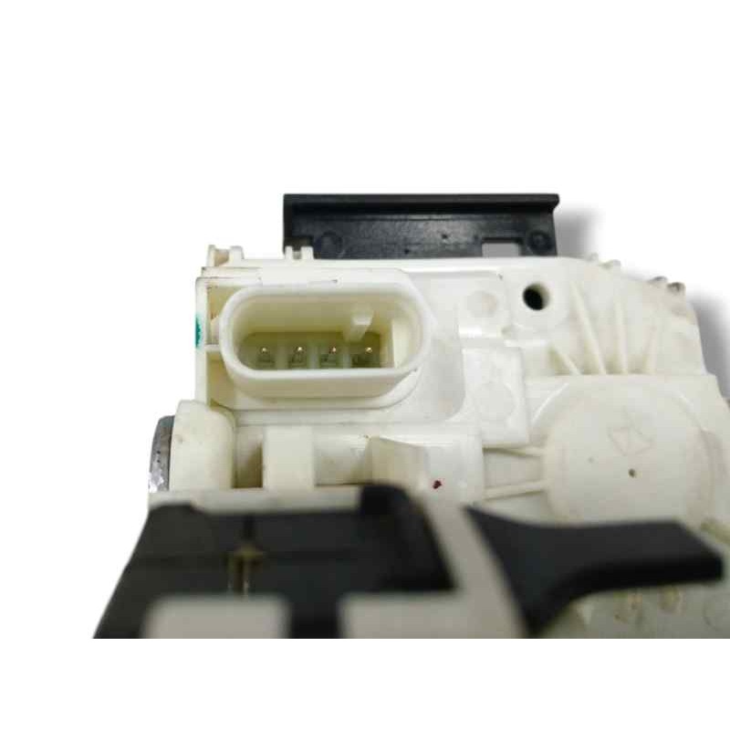 CERRADURA PUERTA TRASERA IZQUIERDA 52071197