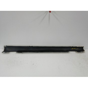 Recambio de faldon lateral para mercedes-benz clase c (w204) berlina 2.2 cdi cat referencia OEM IAM A2046981354 IZQUIERDO 