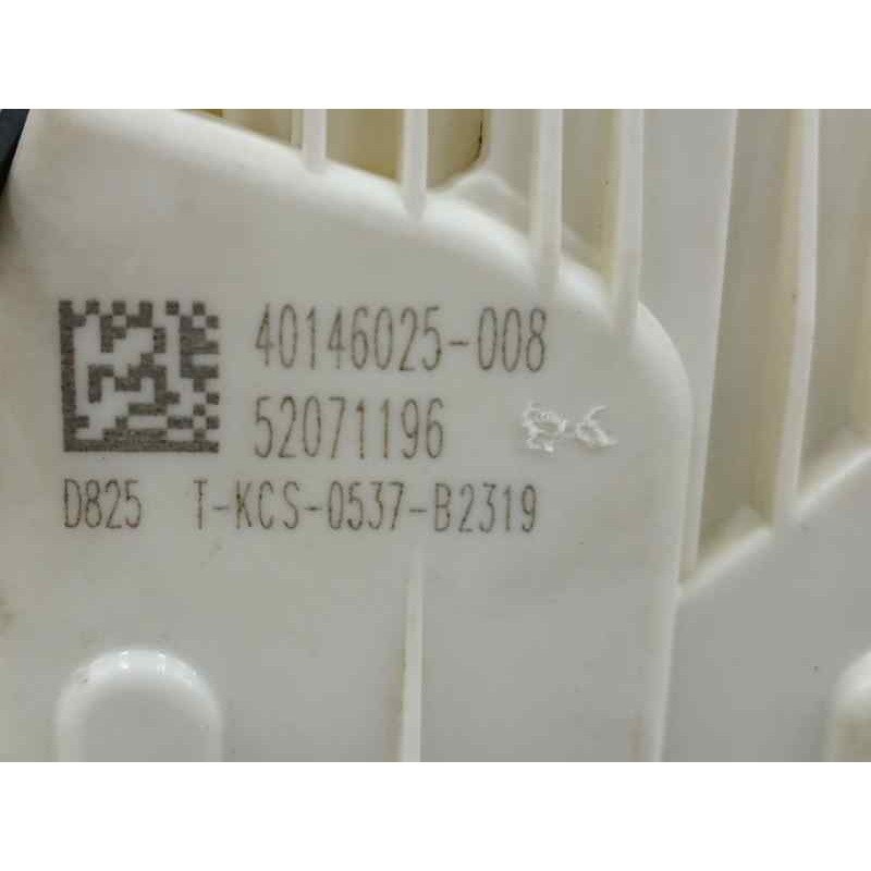 CERRADURA PUERTA TRASERA DERECHA 52071196