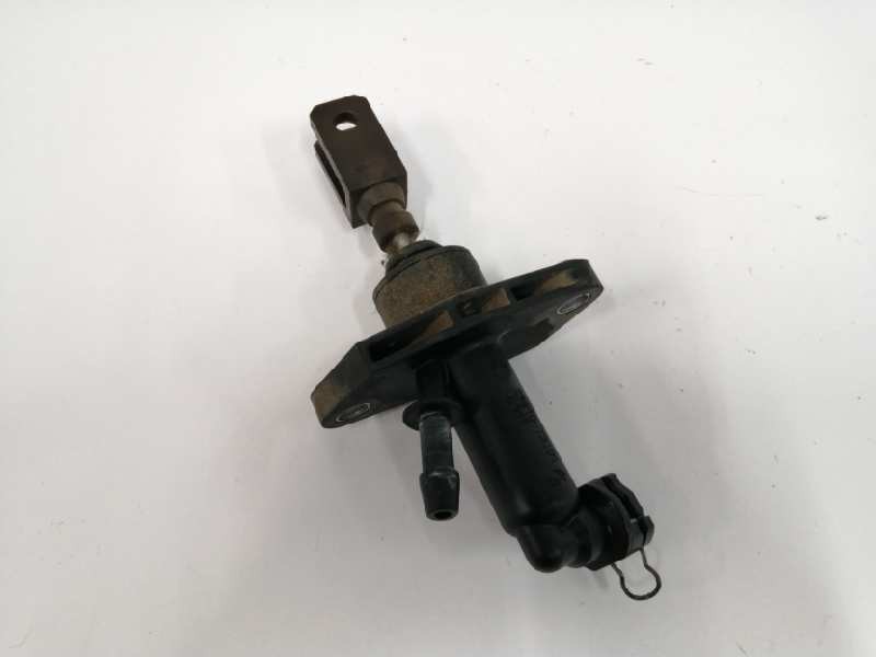 Recambio de bomba embrague para suzuki sx4 rw (ey) glx referencia OEM IAM 2381079J01  