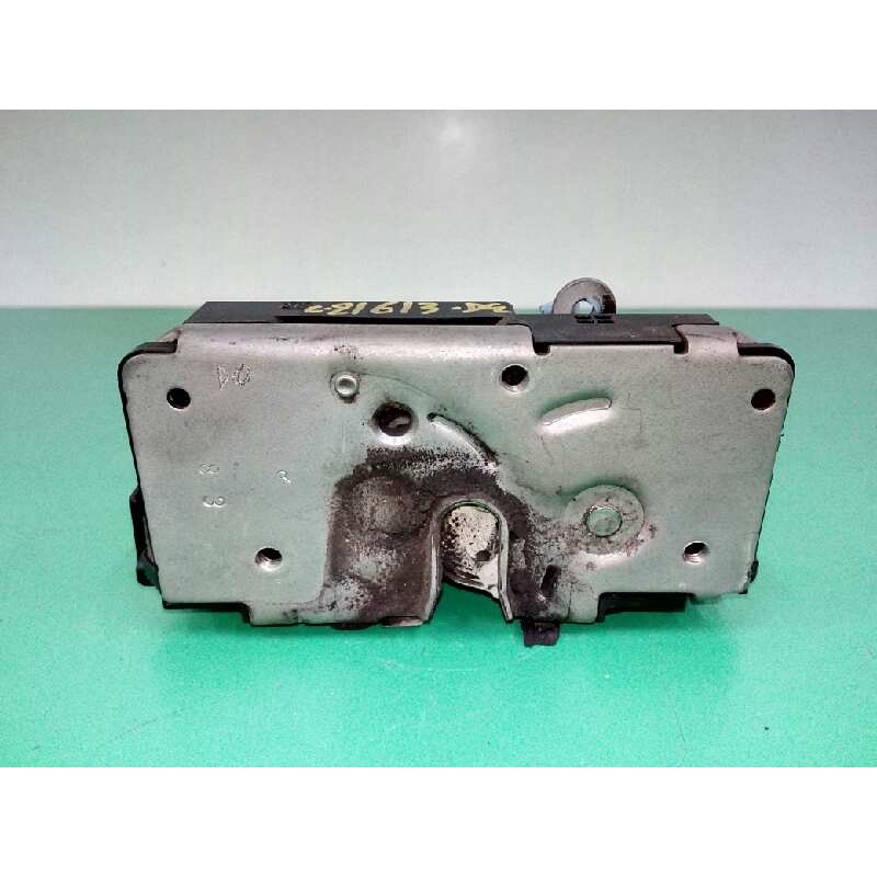 Recambio de cerradura puerta delantera derecha para fiat punto (199_) 1.3 d multijet referencia OEM IAM 51905693  