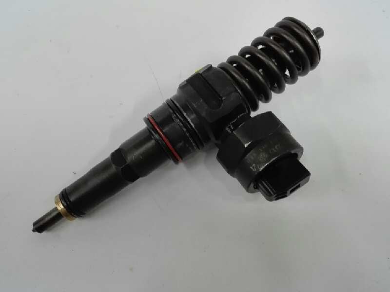 Recambio de inyector para skoda fabia (6y2/6y3) fresh referencia OEM IAM 038130073J 0414720015 