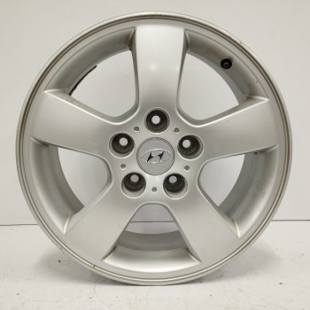 Recambio de llanta para hyundai tucson (jm) 2.0 crdi referencia OEM IAM 529102E300 6,5JX16 ET46 5H 5X114