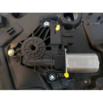 Recambio de elevalunas trasero derecho para mercedes-benz clase b (w246) 1.8 cdi cat referencia OEM IAM A2467300279  
