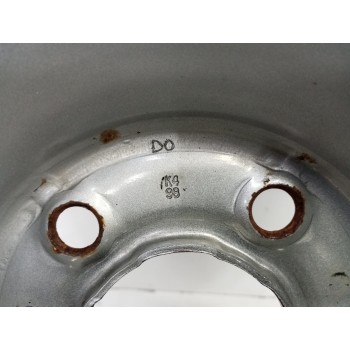 Recambio de llanta para chevrolet express autobús 5.3 2500 referencia OEM IAM K498 15X7J 5H 5X128