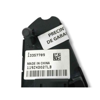 Recambio de mando volante para opel adam 1.4 16v cat (a 14 xel / ldd / l2z) referencia OEM IAM 13357709 LADO IZQUIERDO 