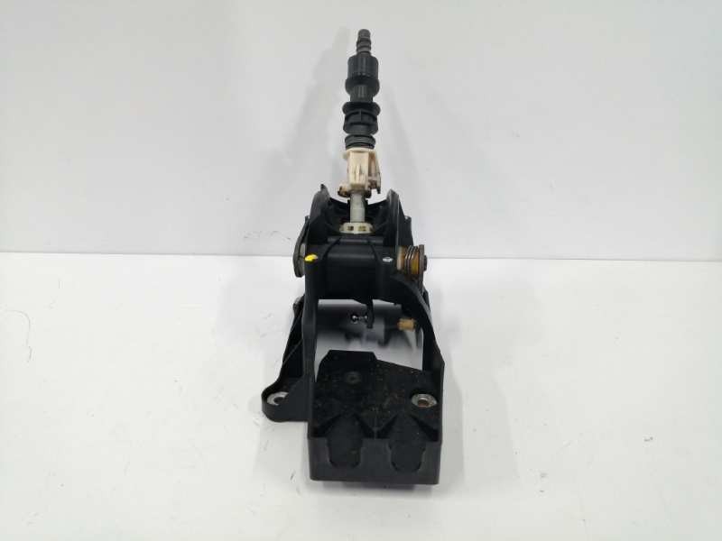 Recambio de palanca cambio para opel vectra c berlina 1.9 cdti referencia OEM IAM 090280101  