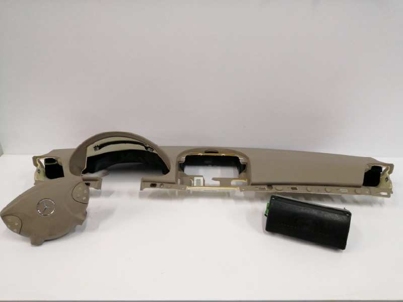 Recambio de salpicadero para mercedes-benz clase e (w211) berlina e 500 (211.070) referencia OEM IAM A2116800687 61245240F A2118 Recambio de salpicadero para mercedes-benz clase e (w211) berlina e 500 (211.070) referencia OEM IAM A2116800687 61245240F A2118