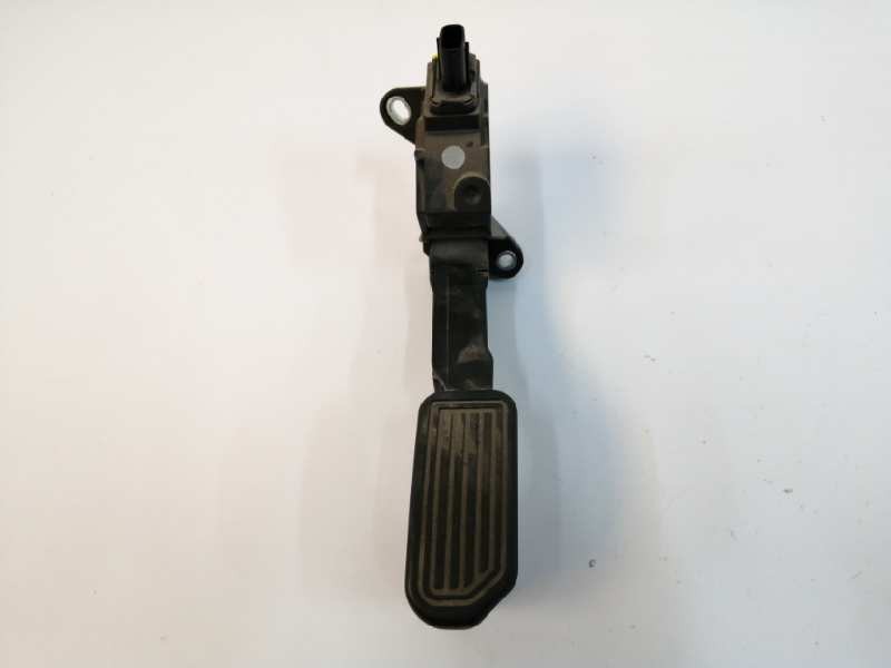 Recambio de potenciometro pedal para toyota auris touring sports (e18) 1.8 16v cat (híbrido) referencia OEM IAM 7811002120  
